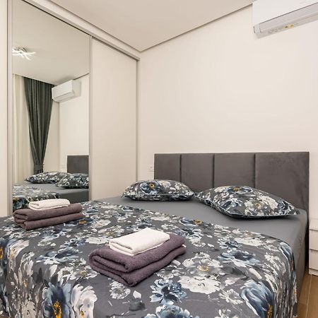 Apartments Hope Dugi Rat Kültér fotó