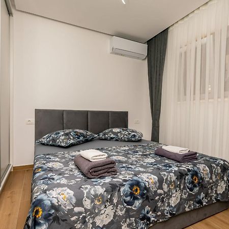 Apartments Hope Dugi Rat Kültér fotó
