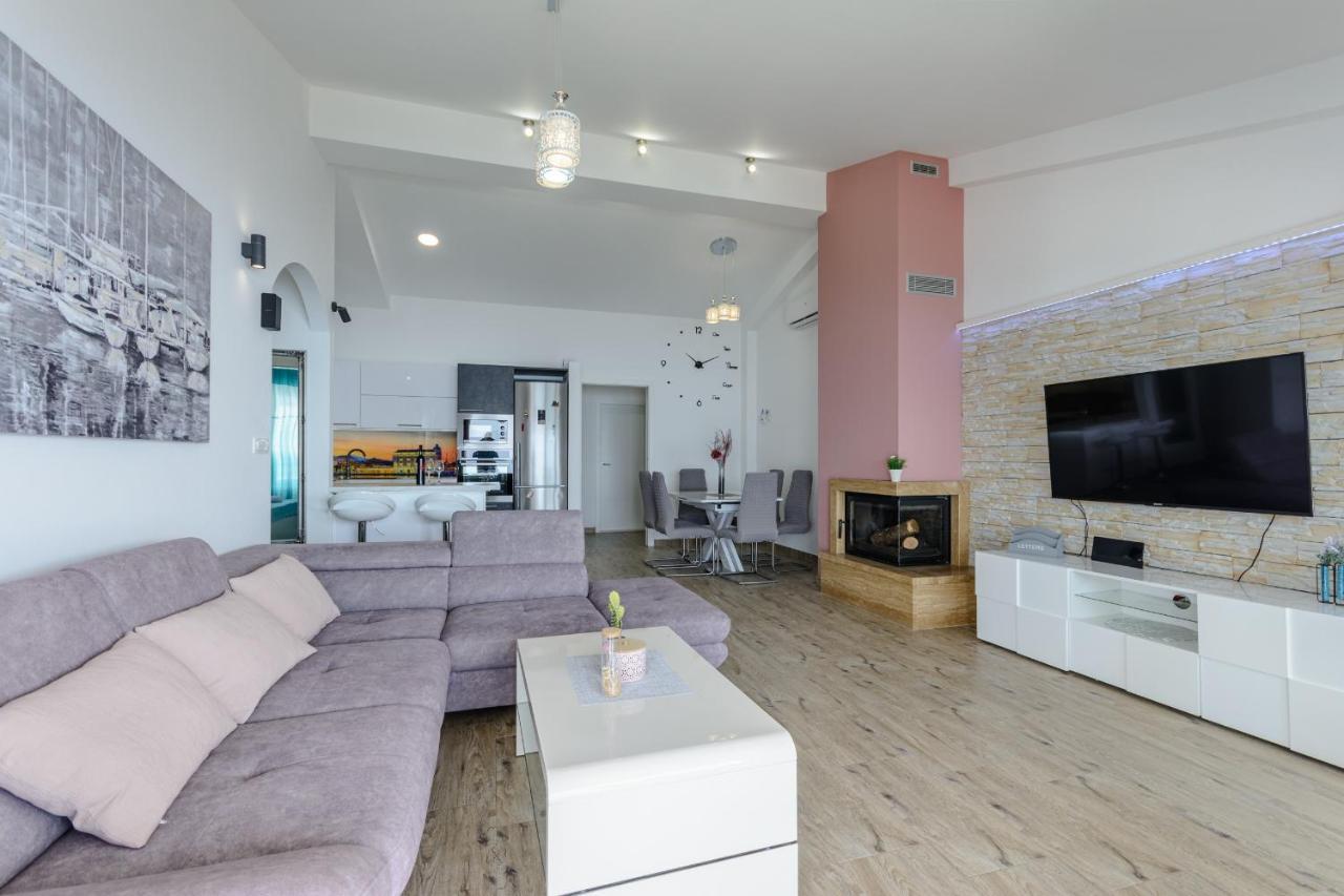 Apartments Hope Dugi Rat Kültér fotó